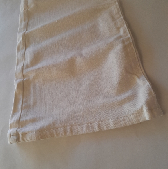 Free People Jayde High Rise Flare Leg Jeans / Pure White Size 31 - Picture 12 of 15